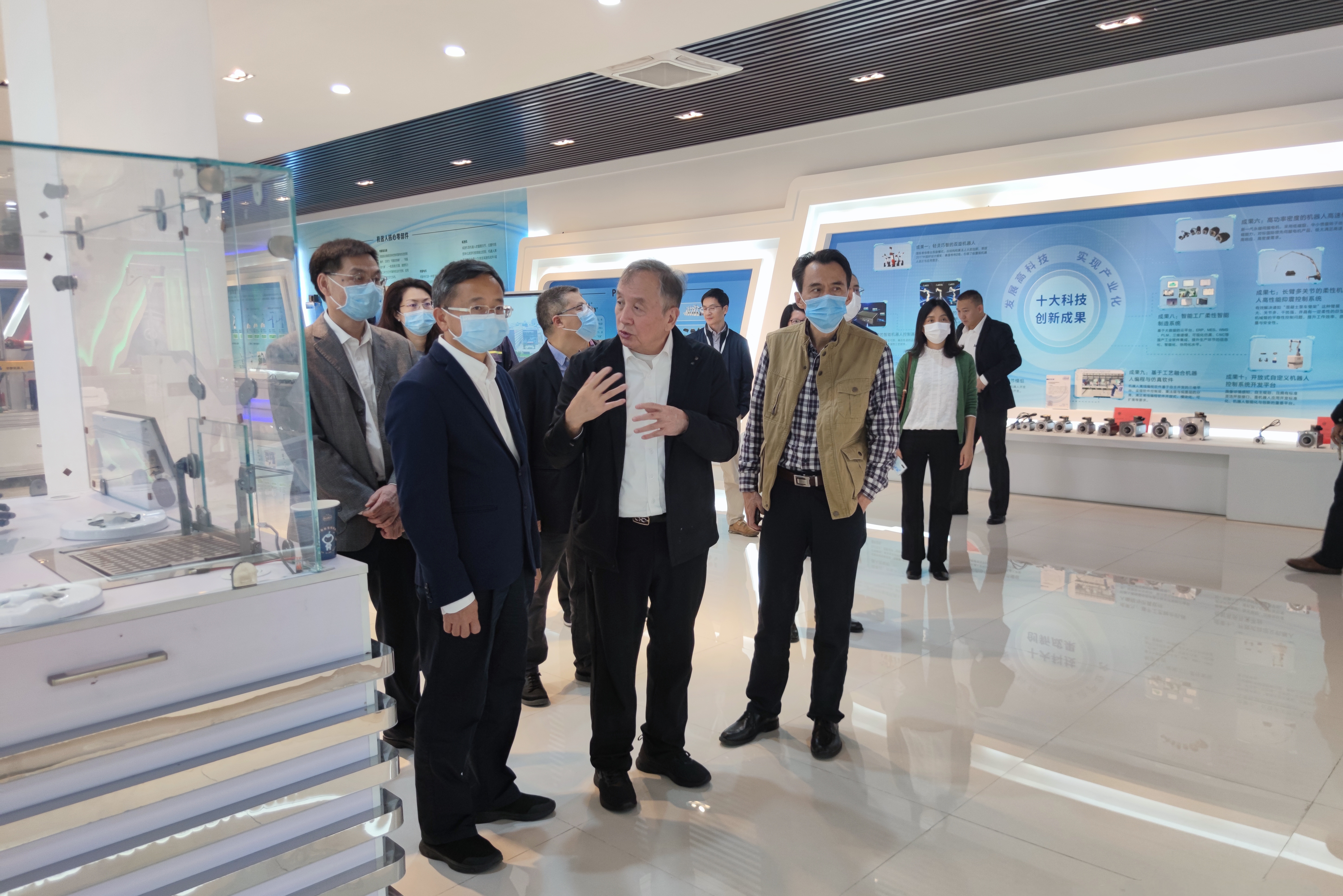 省局副局长高国盛带队到佛山开展产业计量工作调研