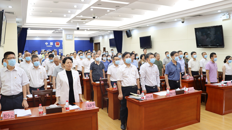 市司法局召开党员大会选举产生新一届机关党委及机关纪委（奏《国际歌》）.JPG
