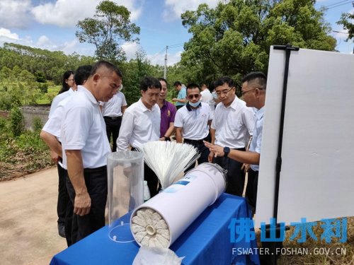 葛承书副市长调研高明农村饮水安全工作556.jpg