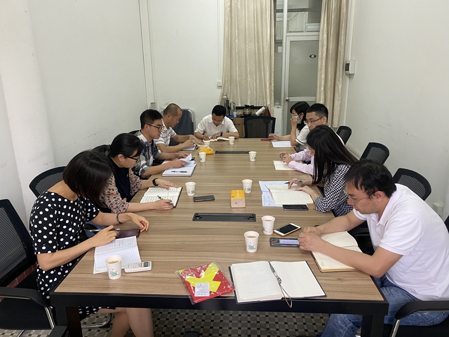 党员大会.jpg